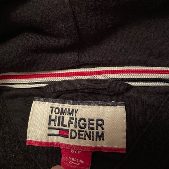 Tommy Hilfiger Sweatshirt - Picture 3 of 3